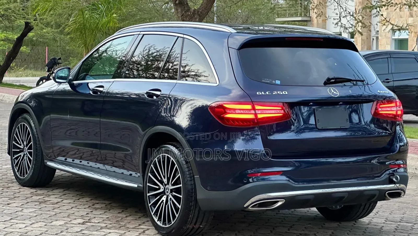 Mercedes-Benz GLC-Class 2016 Blue