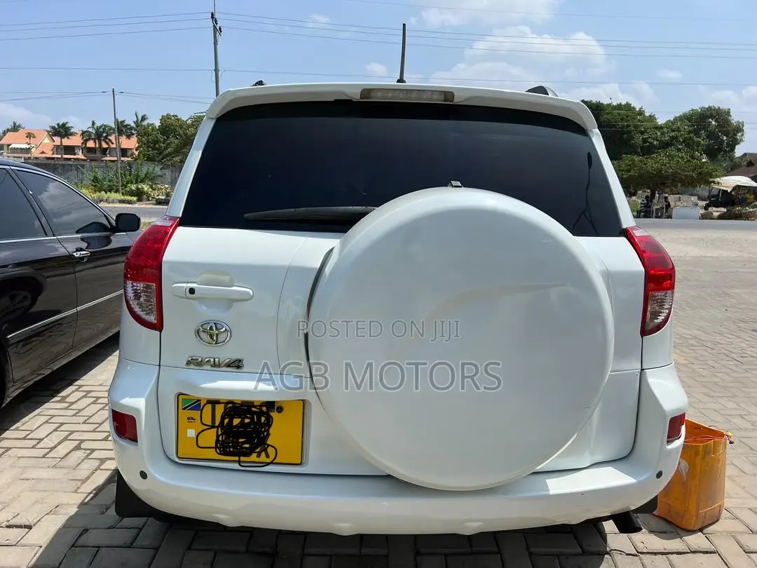 Toyota RAV4 2008 White