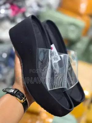 New Zaraa Sandal