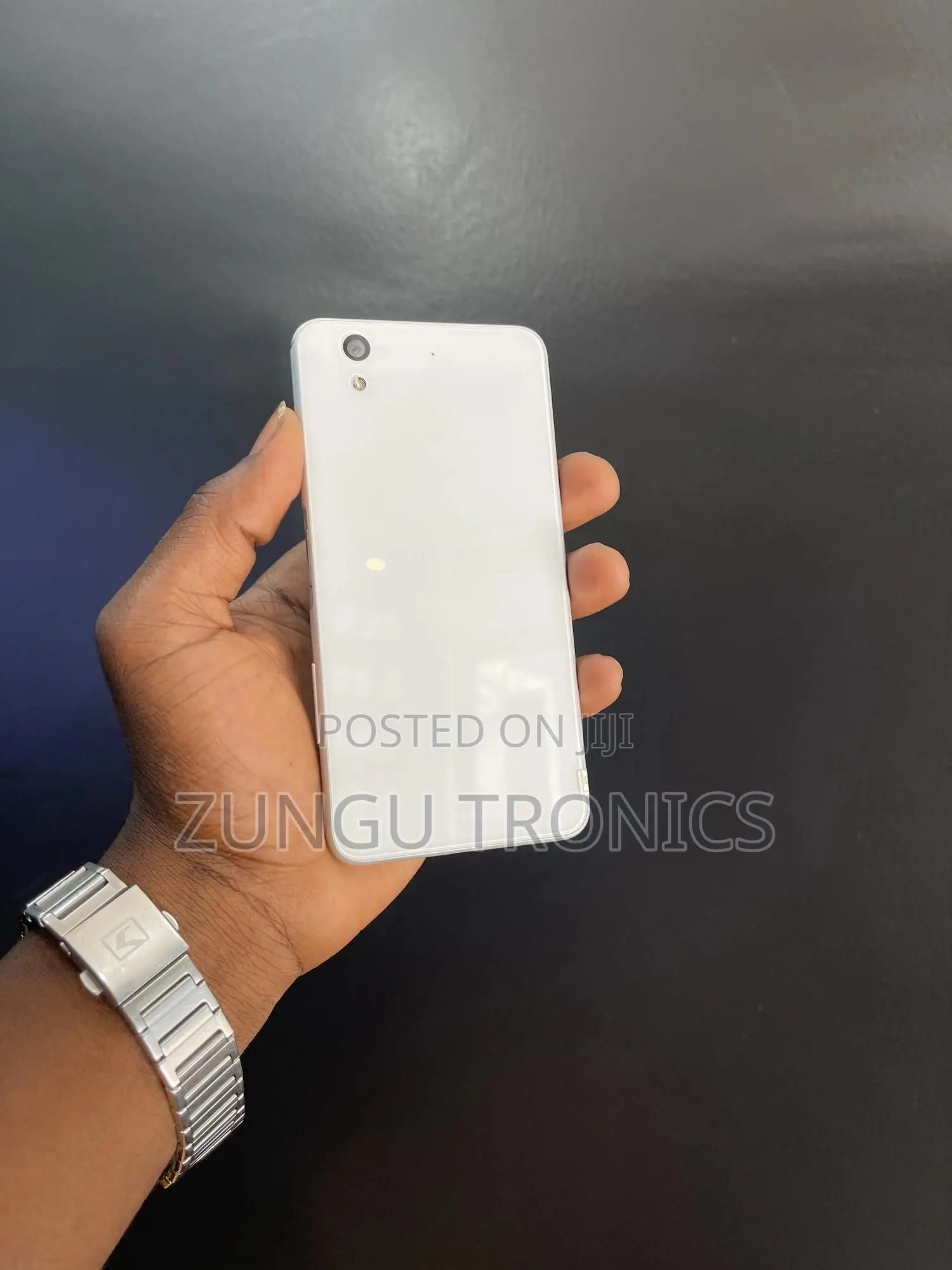 Sharp FX White