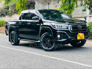 Toyota Hilux 2020 Black