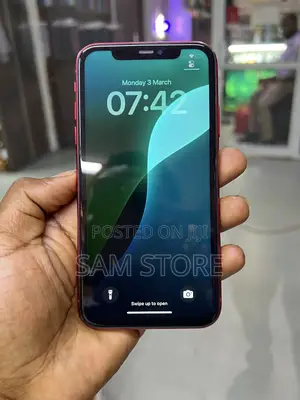 Apple iPhone 11 64 GB Red