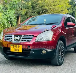 Nissan Dualis 2011 Red