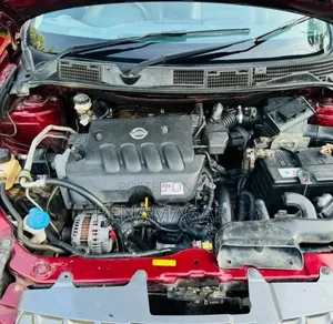 Nissan Dualis 2011 Red