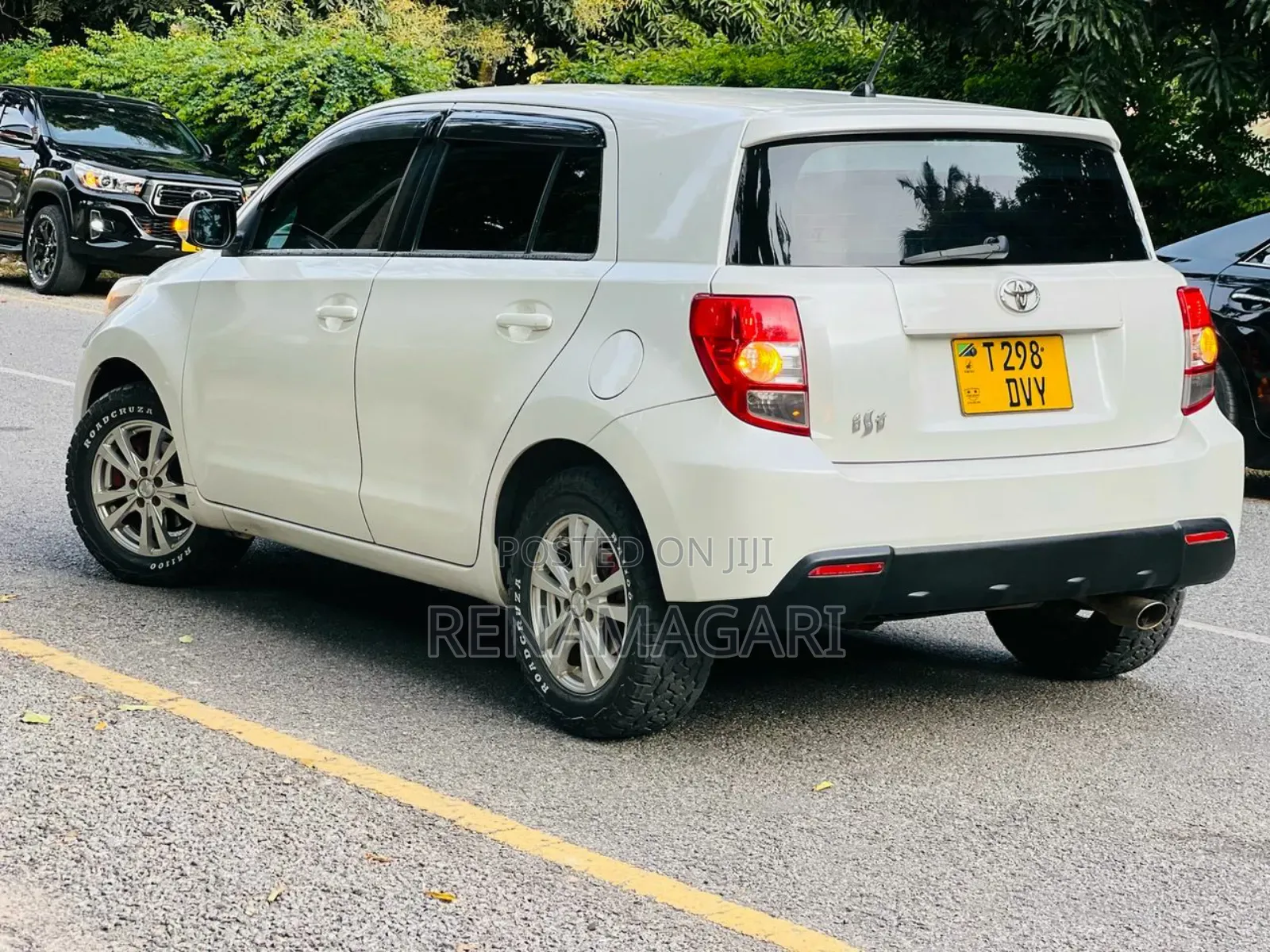 Toyota IST 2009 White
