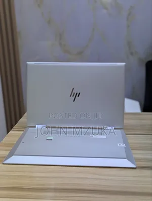New Laptop HP EliteBook 830 G8 16GB Intel Core I5 SSD 256GB