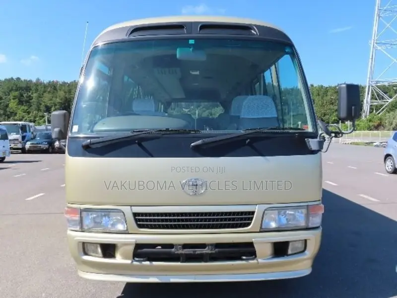 Toyota Coaster 2004 Gold