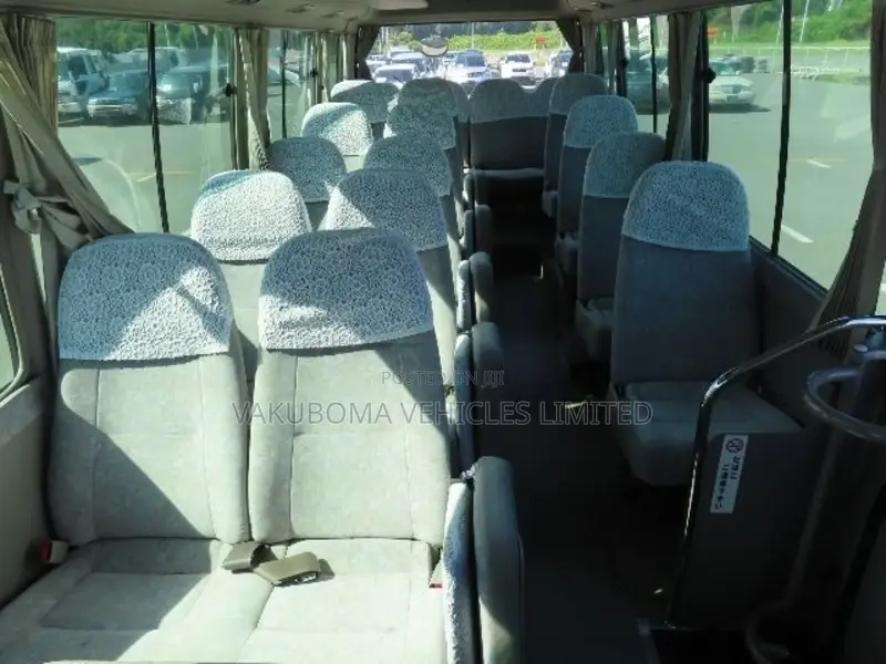 Toyota Coaster 2004 Gold
