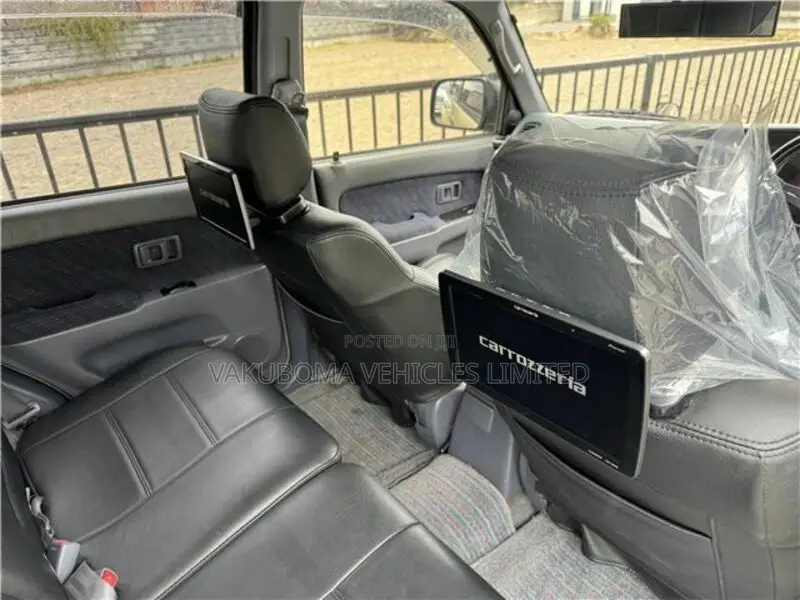 Toyota Hilux Surf 1997 Brown