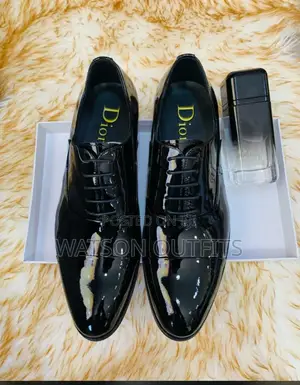 Viatu Vya Ngozi Smooth Shining Dior