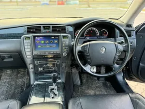 Toyota Crown Royale 2005 Black