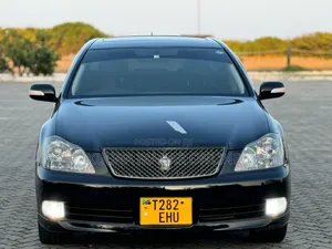Toyota Crown Royale 2005 Black