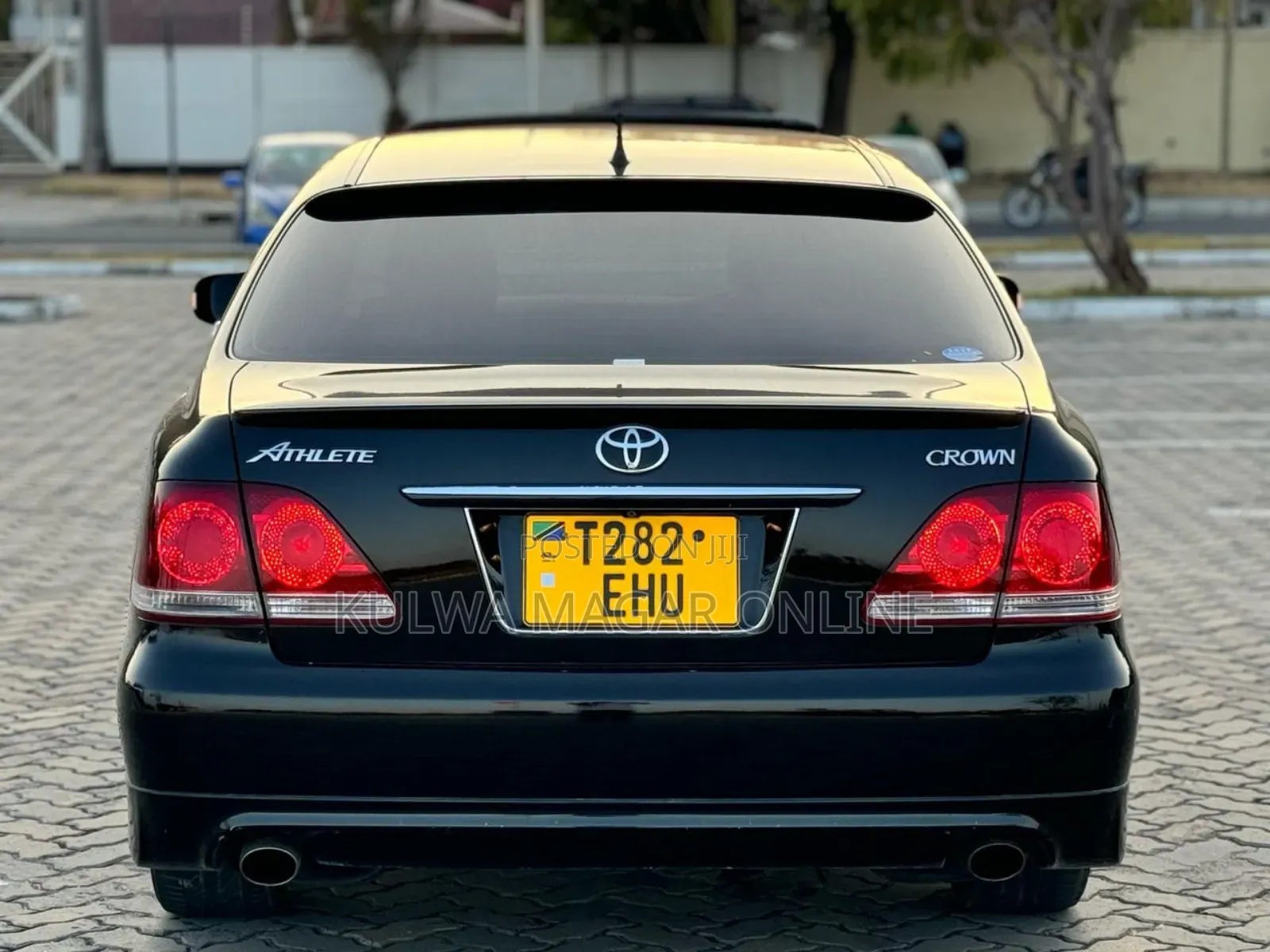 Toyota Crown Royale 2005 Black
