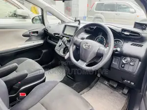 Toyota Wish 2011 Black