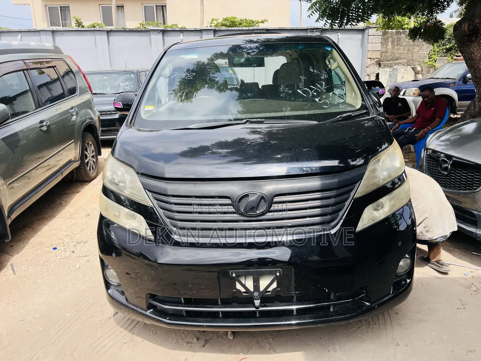Toyota Vellfire 2011 Black