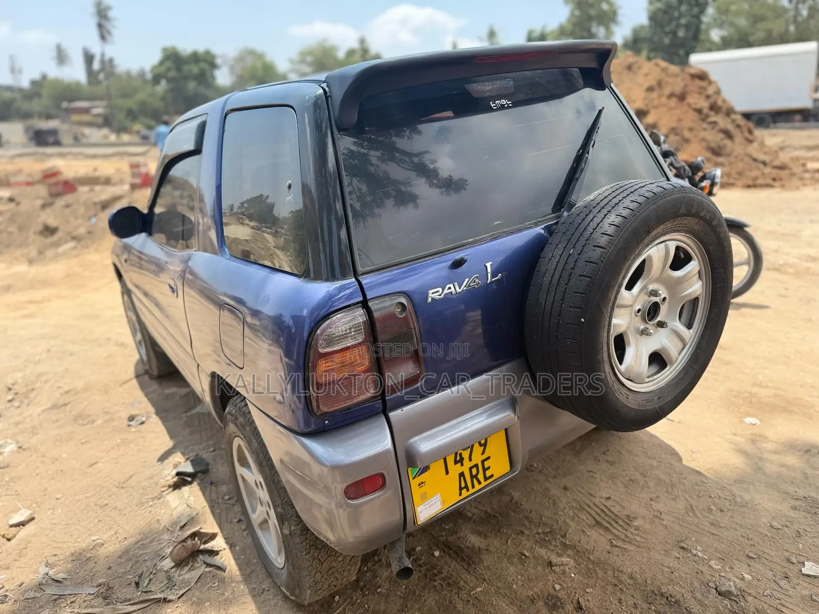 Toyota RAV4 1999 Blue