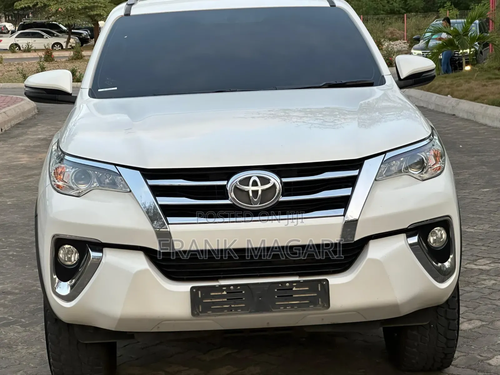 Toyota Fortuner 2.4 D AWD 2018 White