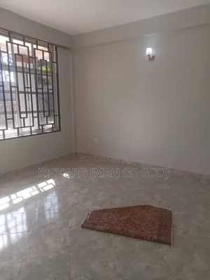 2bdrm Apartment in Central Business Area for rent