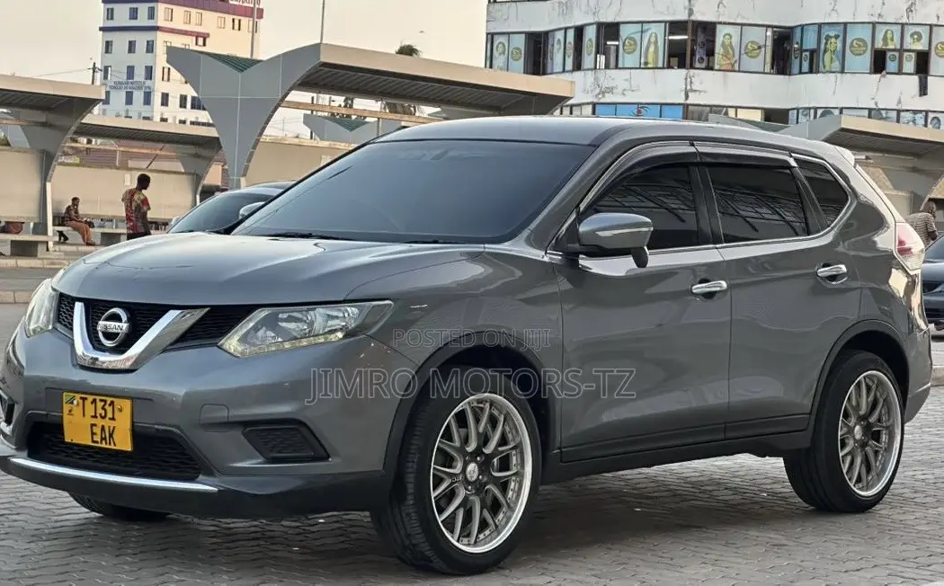 Nissan X-Trail 2015 Gray