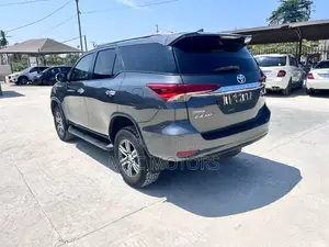 Toyota Fortuner 2016 Gray