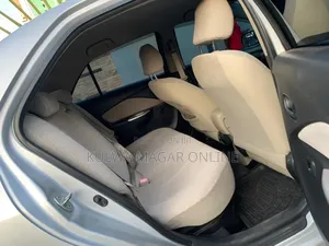 Toyota Belta 2006 Silver