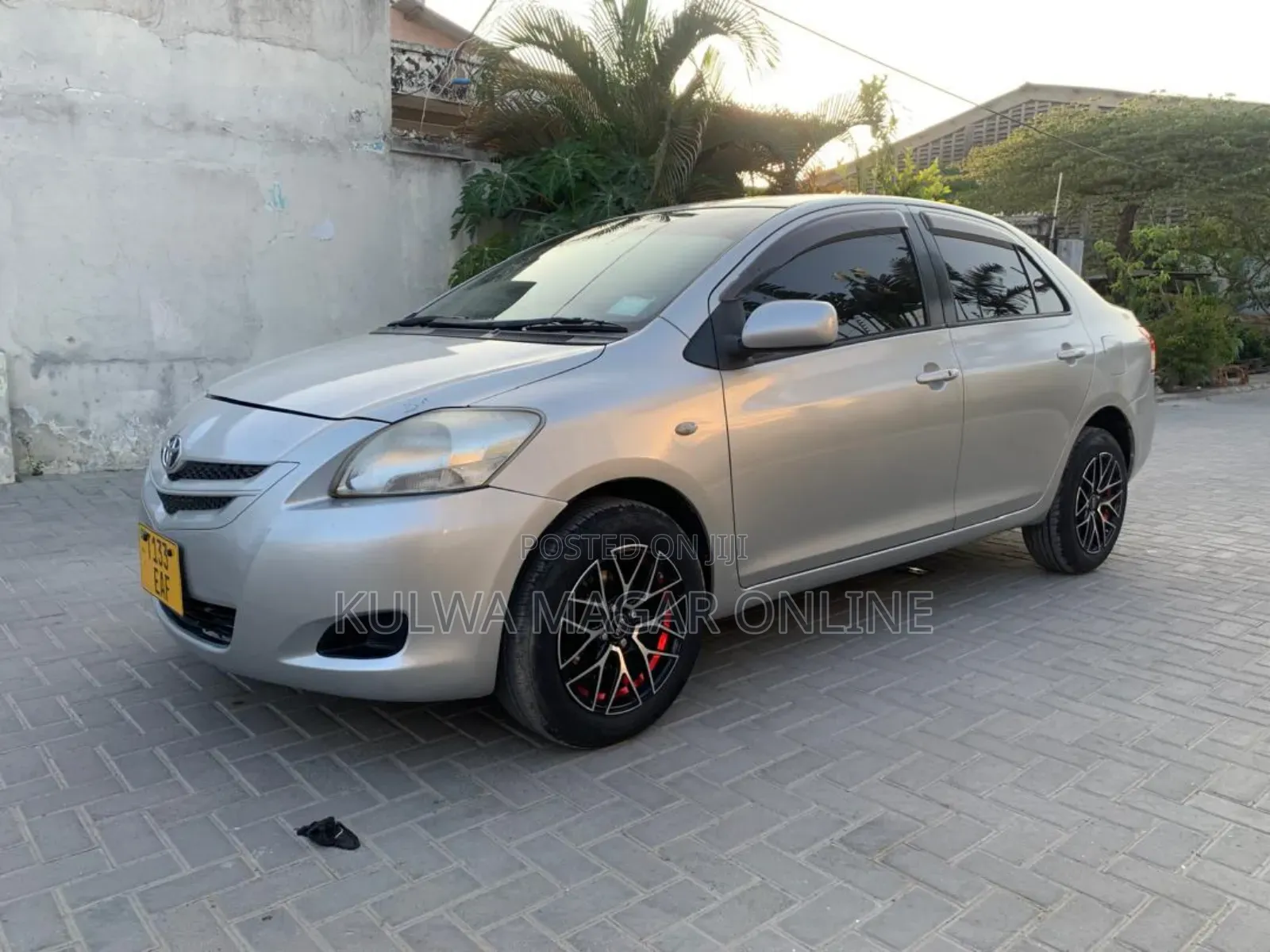 Toyota Belta 2006 Silver