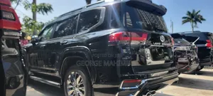 Toyota Land Cruiser 2023 Black
