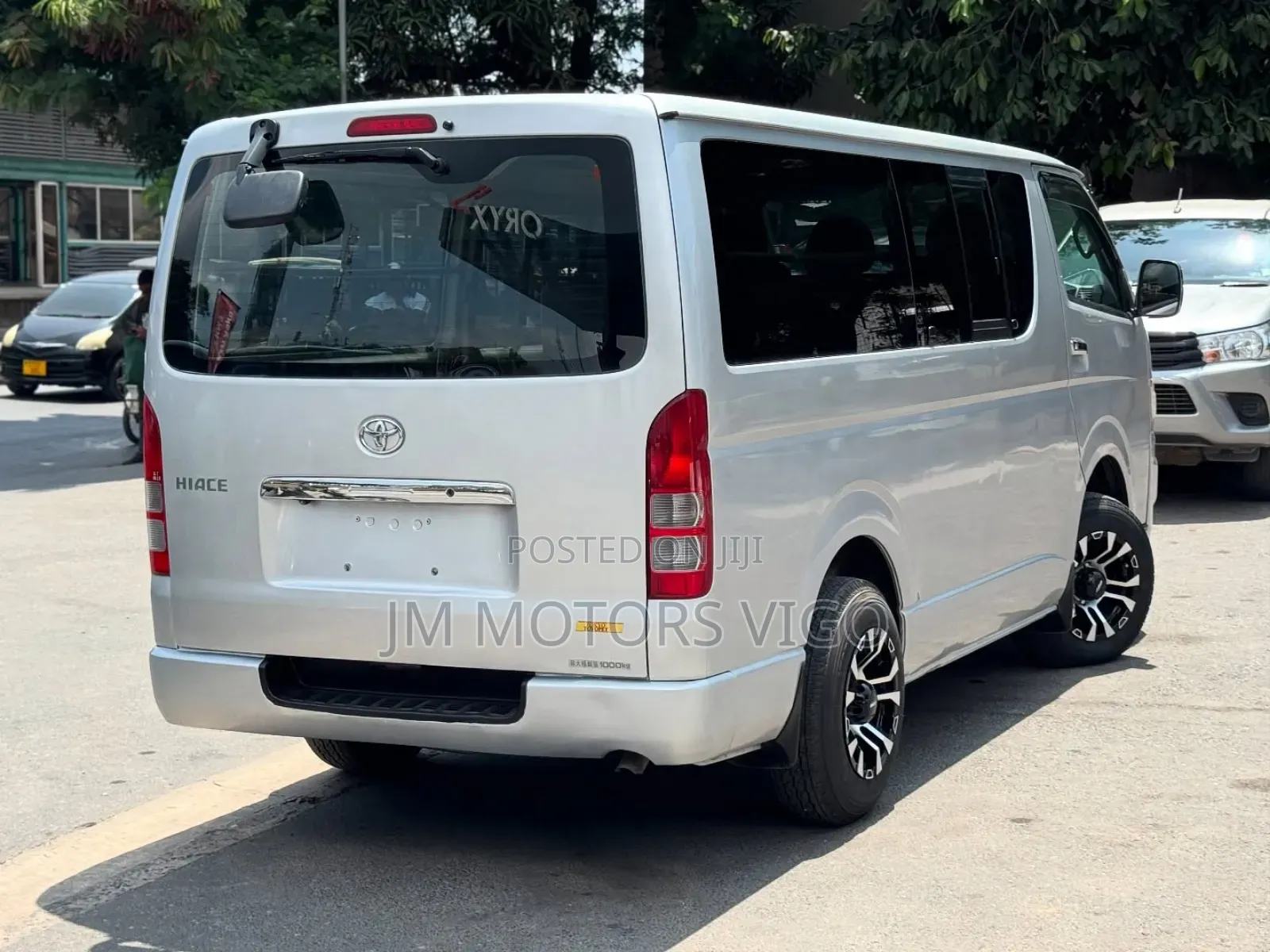 Toyota HiAce 2005 Silver