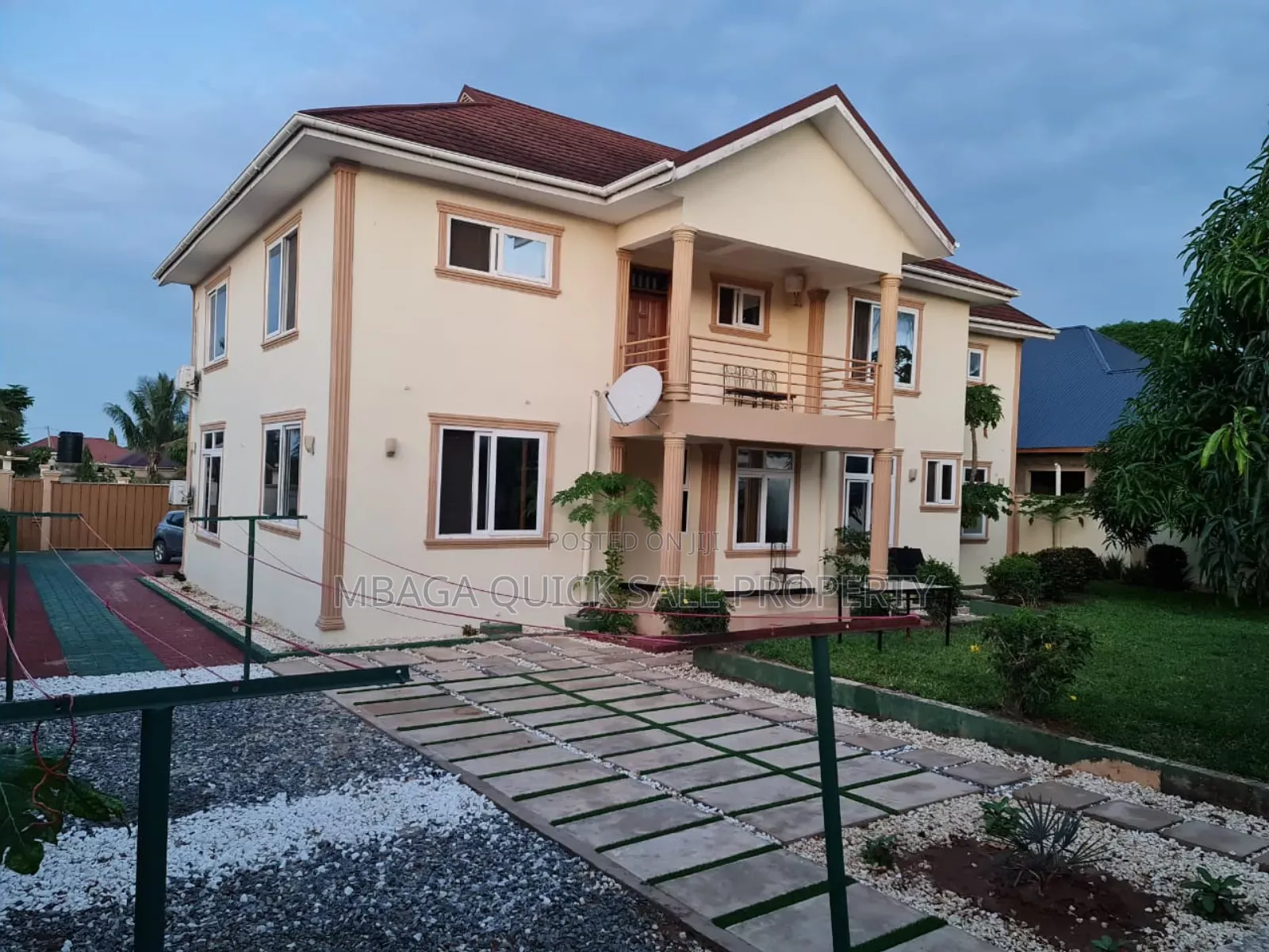 5bdrm House in Ununio Beach, Mikocheni for rent