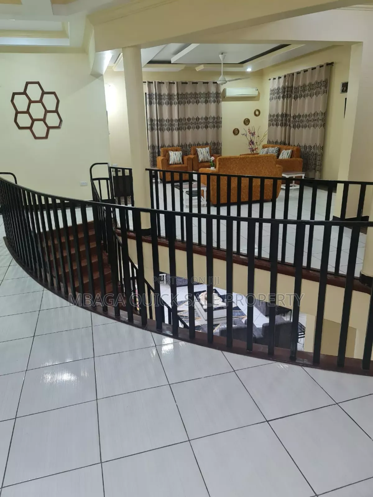 5bdrm House in Ununio Beach, Mikocheni for rent