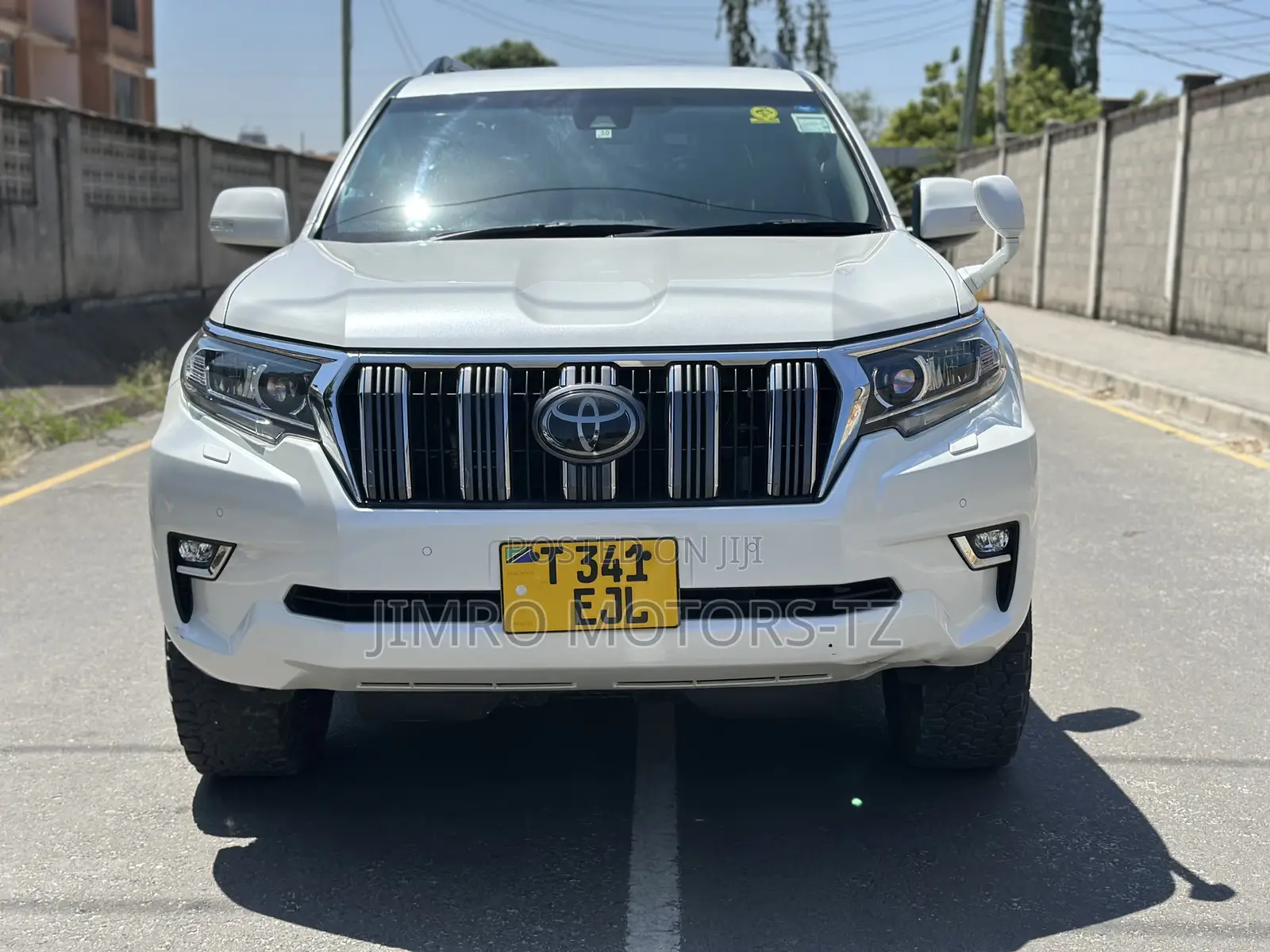 Toyota Land Cruiser Prado 2019 White