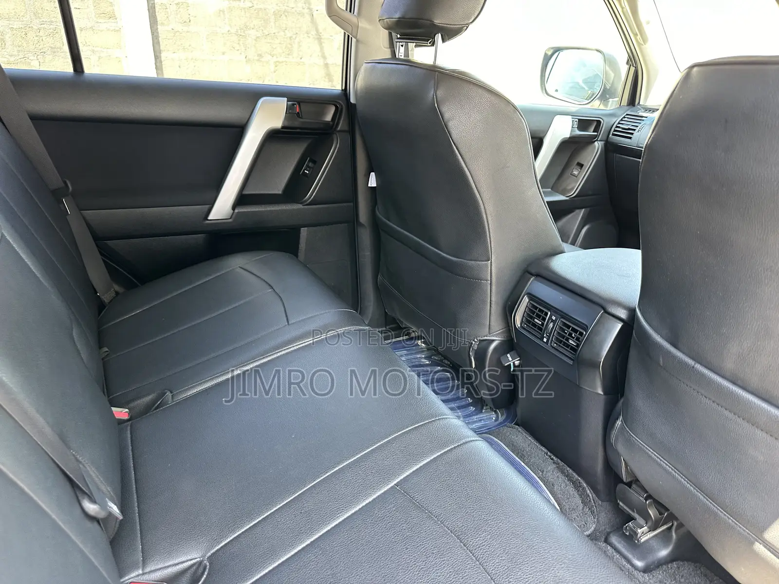 Toyota Land Cruiser Prado 2019 White