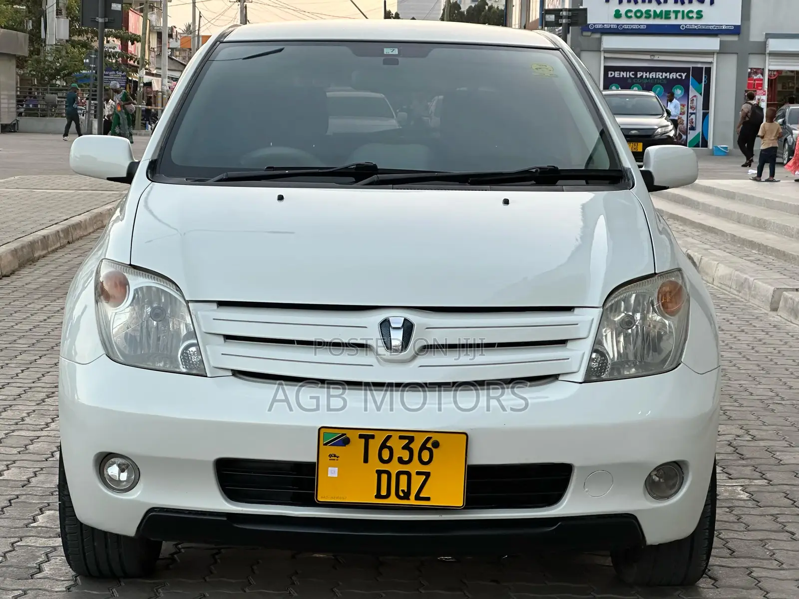Toyota IST 2003 White
