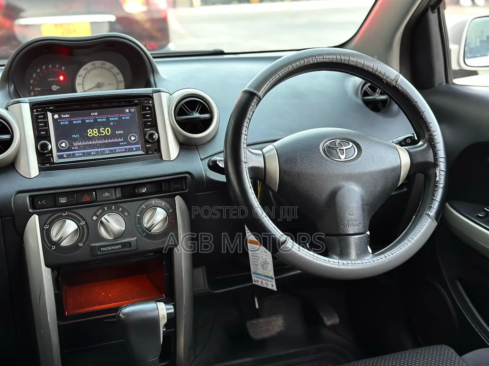 Toyota IST 2003 White