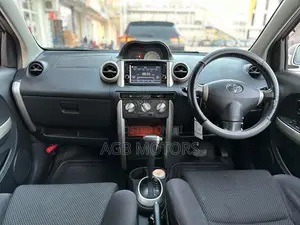 Toyota IST 2003 White