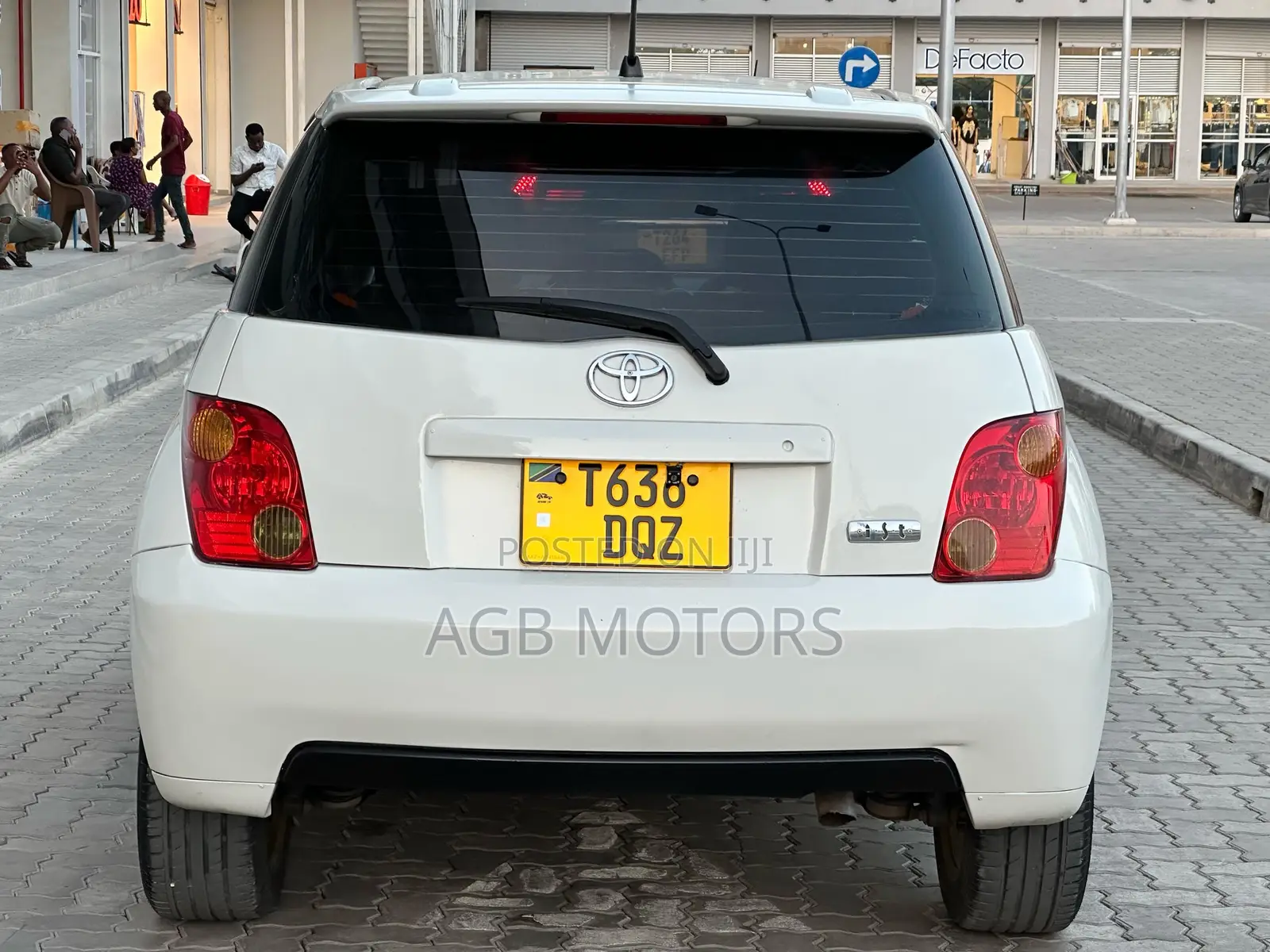 Toyota IST 2003 White