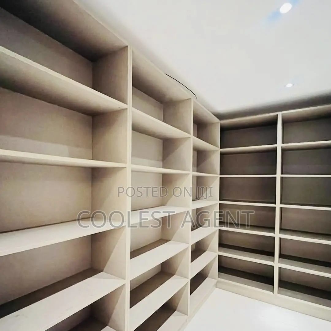 Furnished 4bdrm Apartment in Masaki, Kinondoni for sale