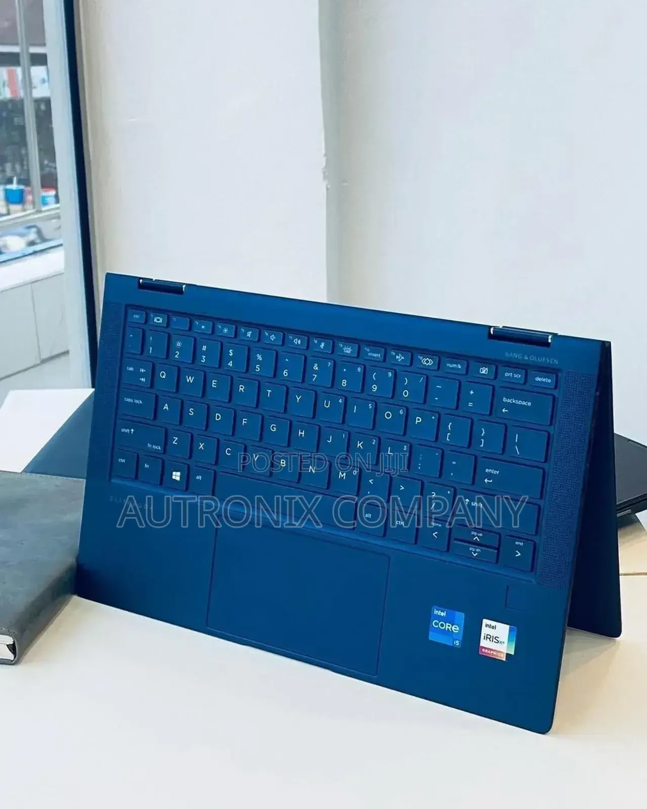 Laptop HP Dragonfly Folio 8GB Intel Core I5 SSD 256GB