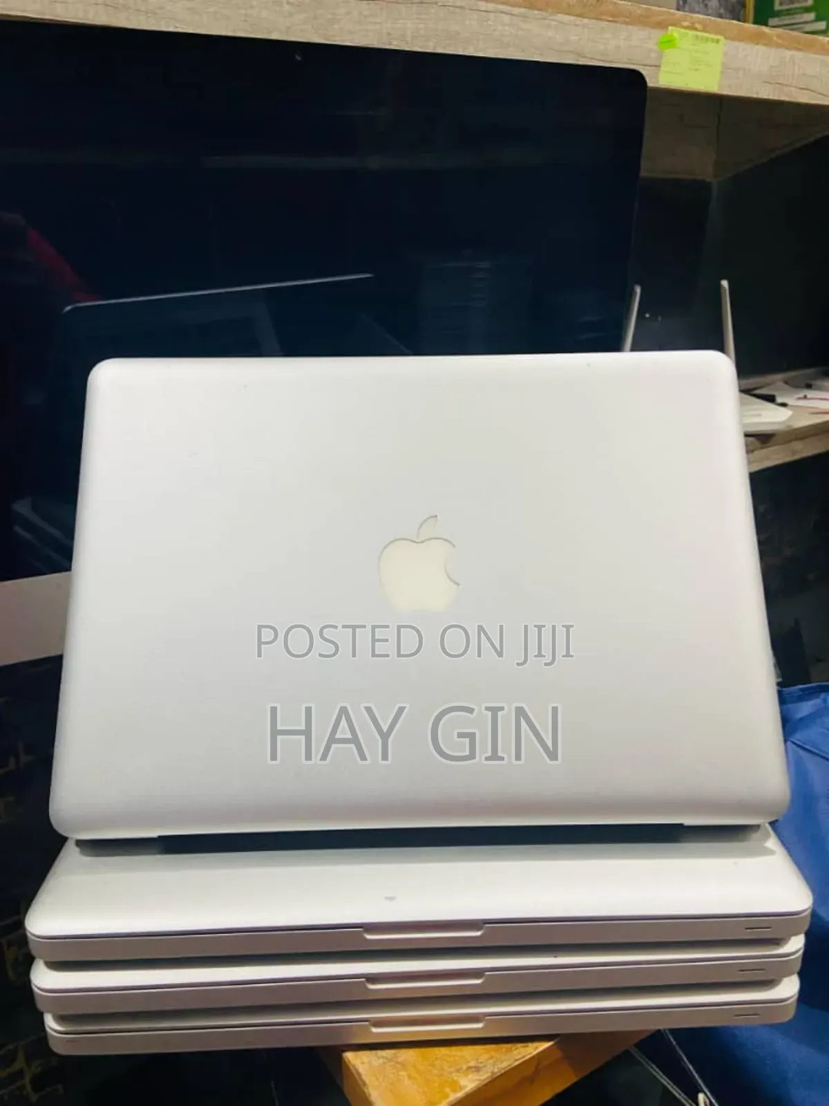 New Laptop Apple MacBook Pro 2012 8GB Intel Core I7 HDD 500GB