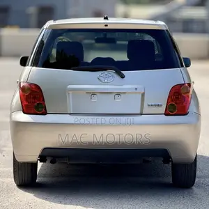 Toyota IST 2004 Beige