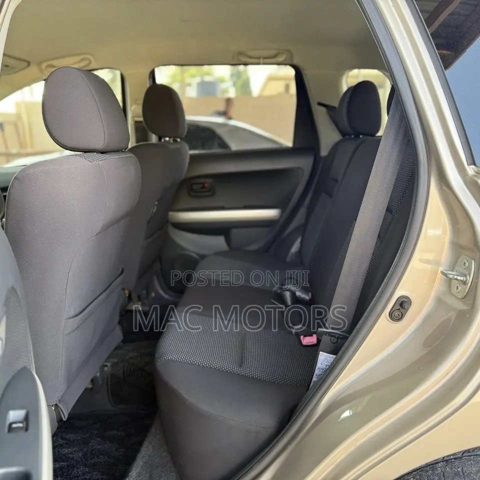 Toyota IST 2004 Beige