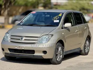 Toyota IST 2004 Beige