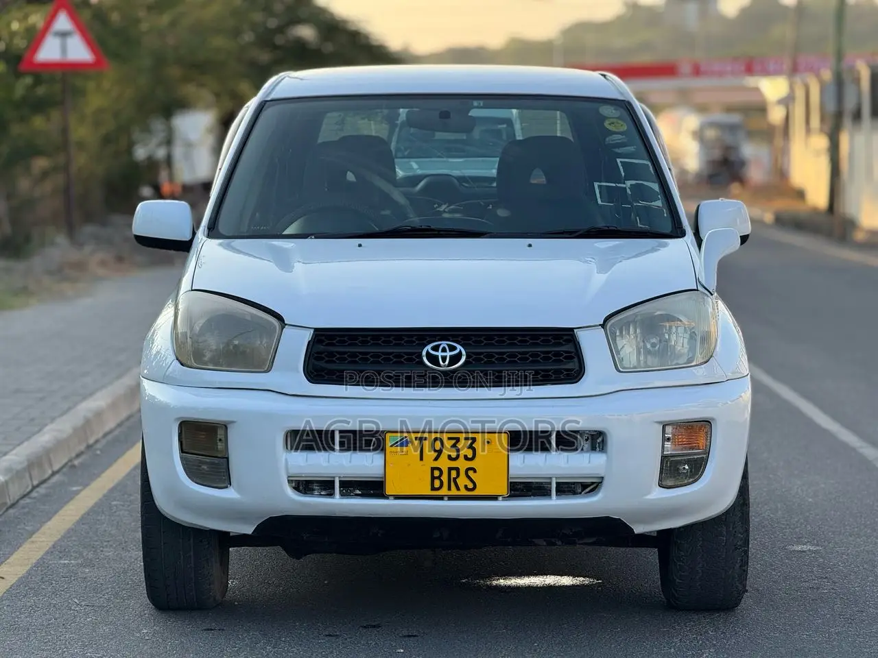 Toyota RAV4 Automatic 2003 White