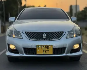 Toyota Crown 2008 Silver