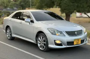 Toyota Crown 2008 Silver