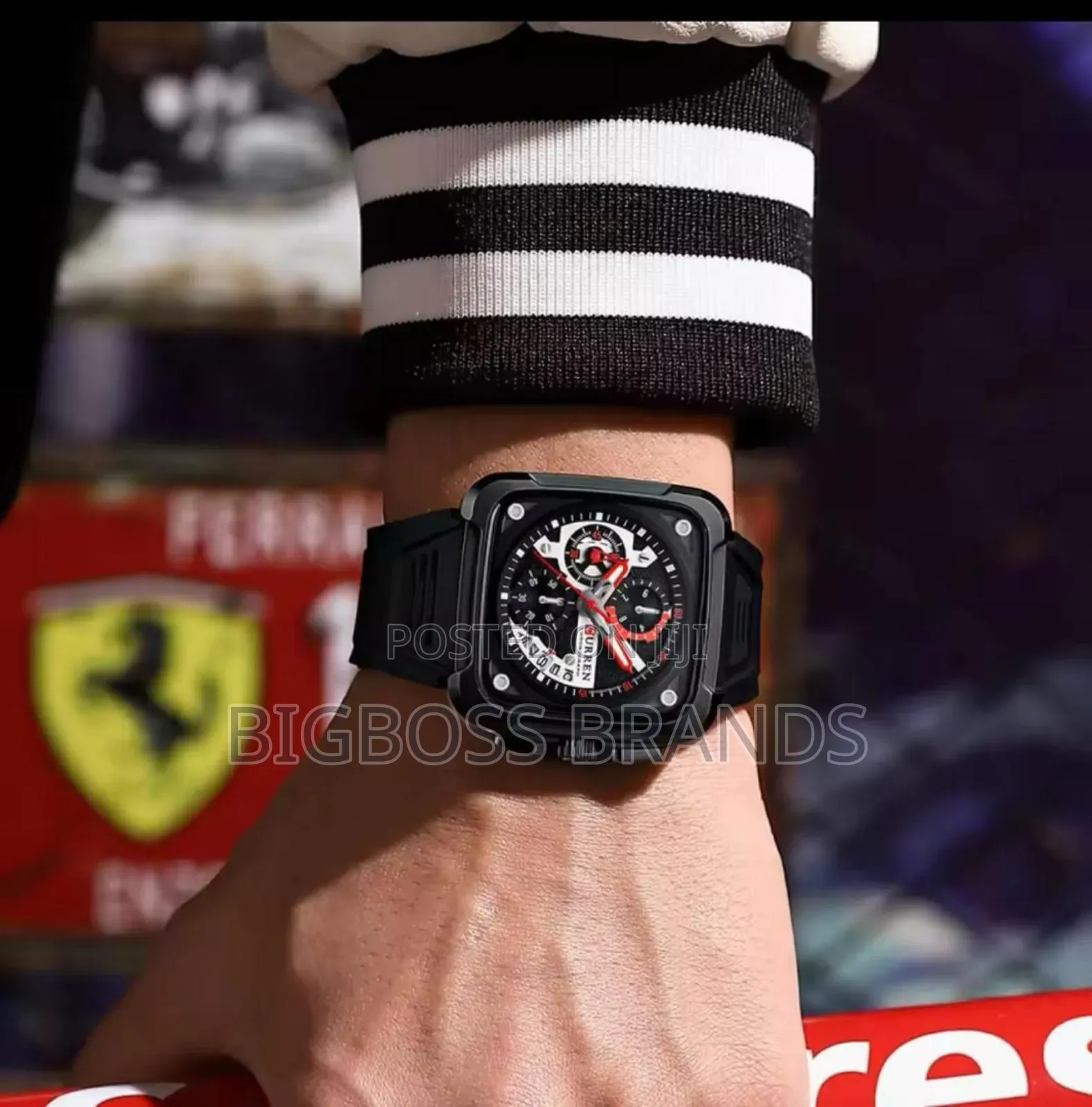 Cuuren Square Watch With Rubber Belt