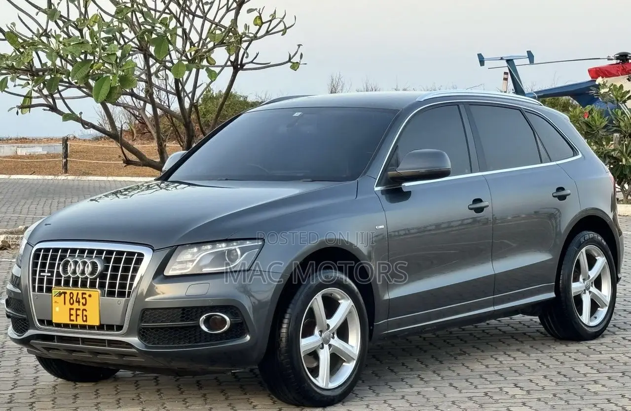 Audi Q5 2.0 TDi Quattro 2009 Gray
