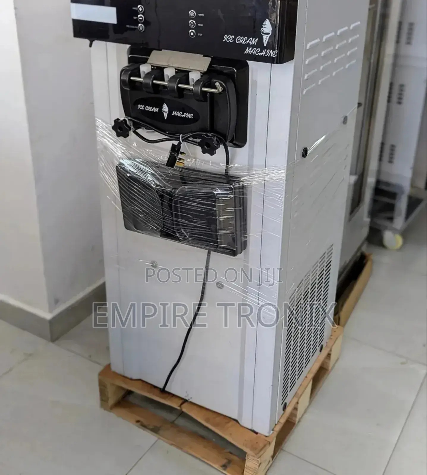 Gm626 - Soft Ice Cream Machine 25-28l Capacity - Commercial