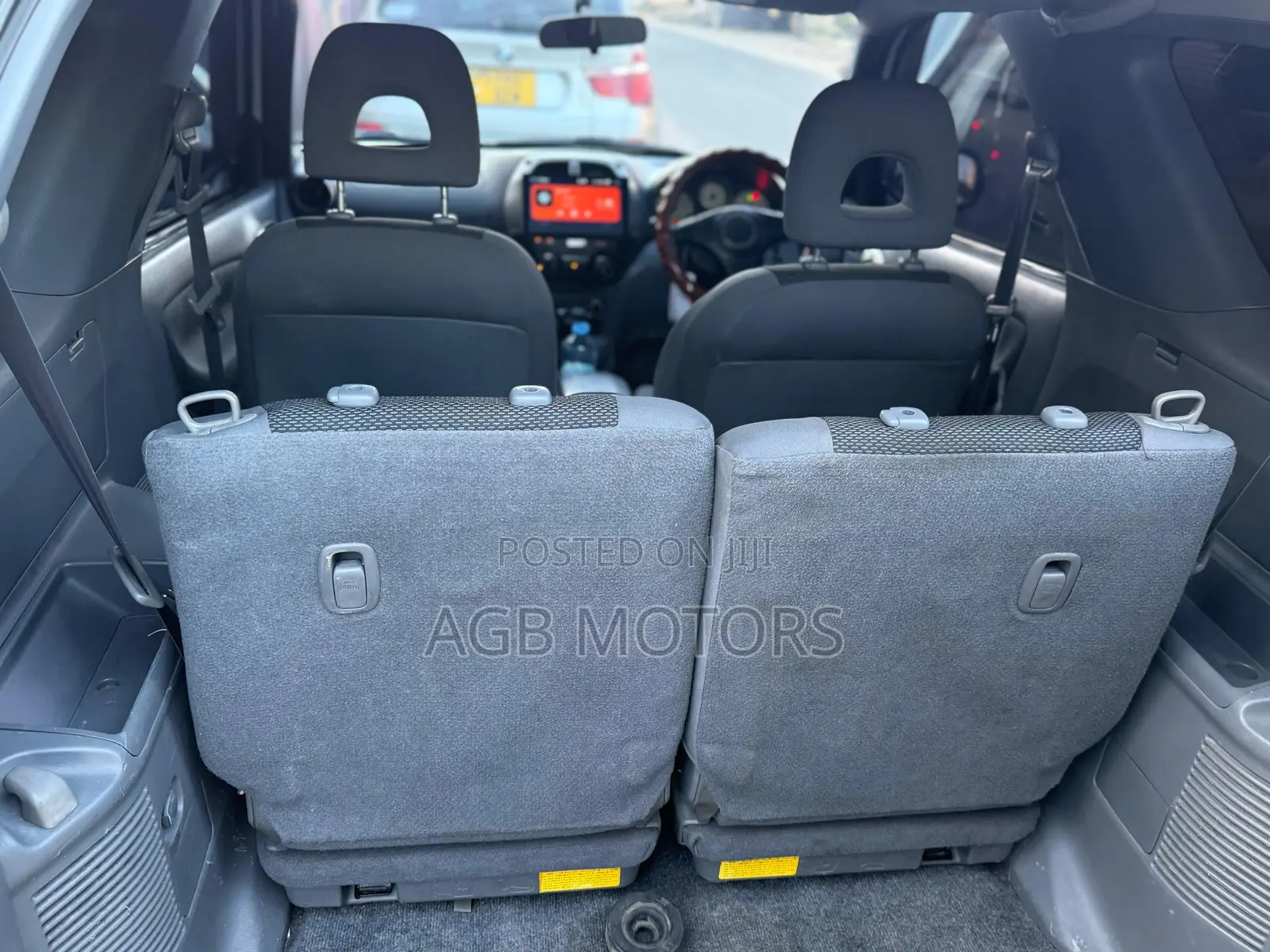 Toyota RAV4 Automatic 2003 White