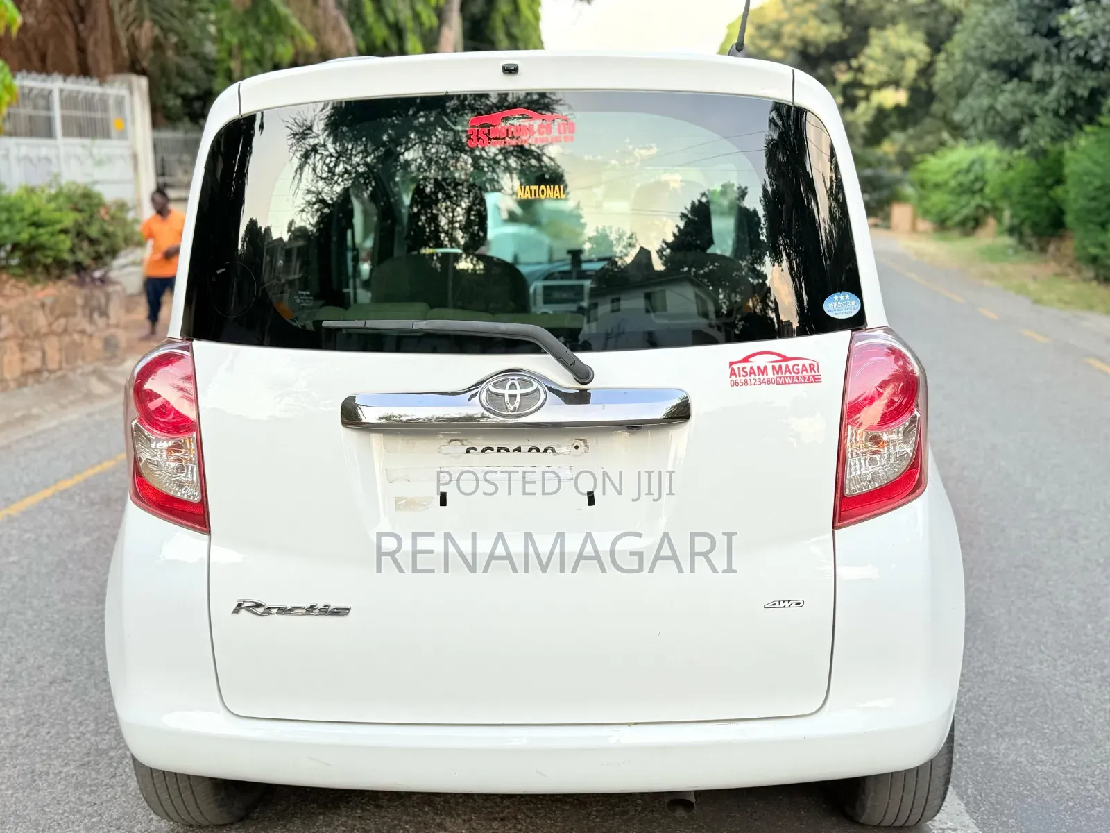 Toyota Ractis 2009 White